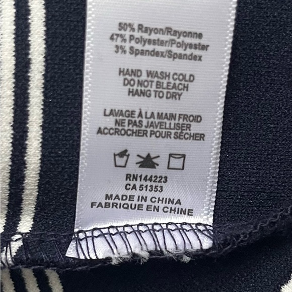 BISHOP & YOUNG Navy Striped One Shoulder Bow Top Size Small - Picture 12 of 12